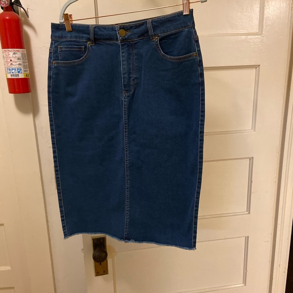 Forever 21 Dresses & Skirts - Forever 21 jean skirt size 1x NWOT